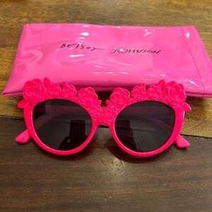 NWOB Vintage Kids Hot Pink Betsey Johnson Sunglasses